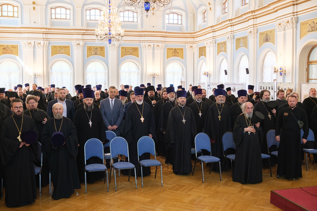 Епископ Петергофский Силуан выступил с докладом на акте, посвящëнном  280-летию образования Санкт-Петербургской епархии