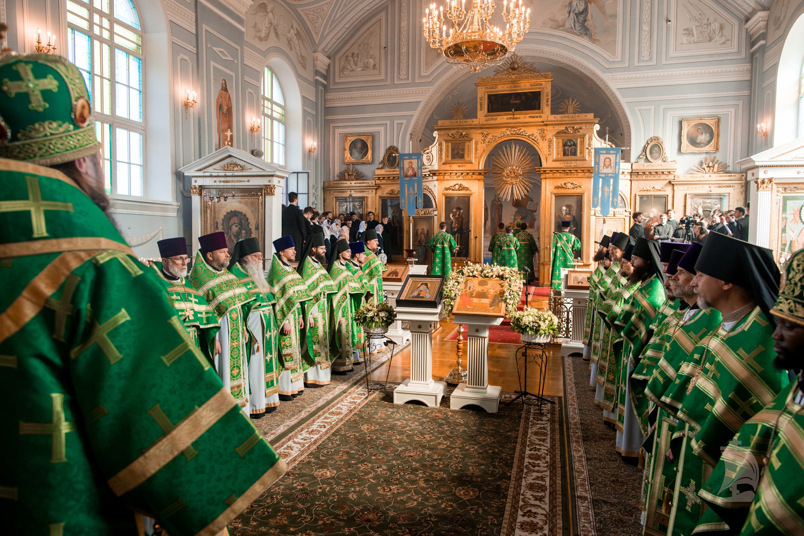 Учебный год в Академии на Неве завершился общей Божественной литургией