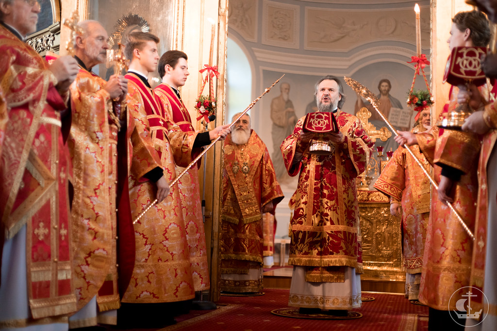 Храм Двенадцати апостолов в историческом здании Санкт-Петербургской Духовной Академии