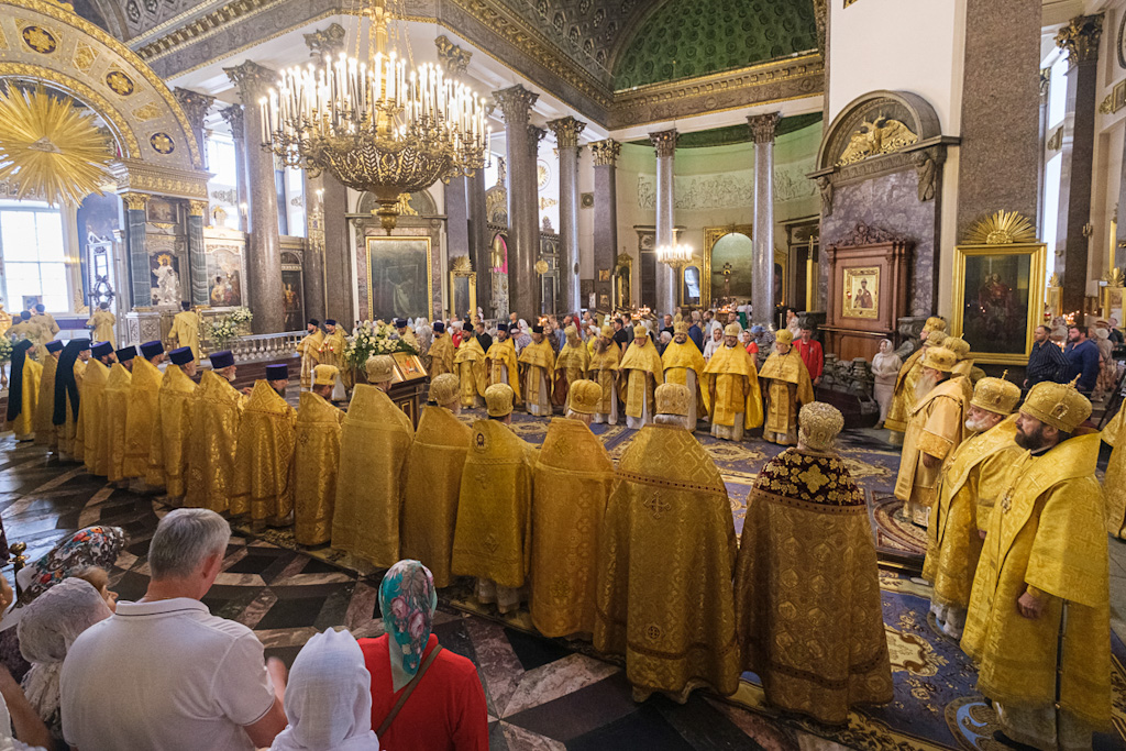 Казанский собор в Санкт Петербурге всенощная